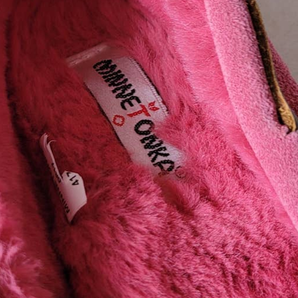 Minnetonka Pink Suede and Shearling Girl's Slipper Moccasins Size 2 - Picture 4 of 5
